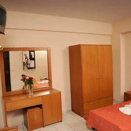 Hotell Stella-katrin Platanes (Rethymno)